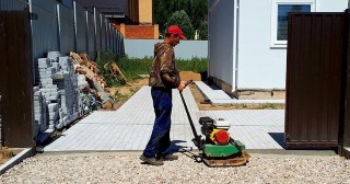 Устройство въезда на участок Тихвин, цена от 51225 руб.